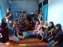 Pemerintah Desa Kedu baru kecamatan Berikan  Buku petunjuk  menyukseskan 10 Program pokok PKK