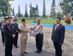 Memperingati HUT Bhayangkara Ke 78, Polres Kepahiang Laksanakan Upacara Dan Berikan Penghargaan Bagi Personil Berprestasi