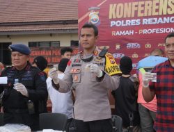 Tim Gabungan Polda Bengkulu dan Polres Rejang Lebong Grebek Kampung Narkoba, Amankan 10 Tersangka dan Puluhan Mesin Judi Jackpot Bar-bar