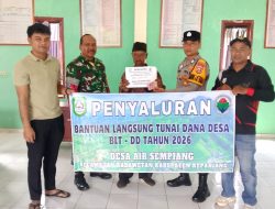 Pemdes Air Sempiang Salurkan BLT Dana Desa untuk 4 KPM, Lansia Diantar Langsung ke Rumah
